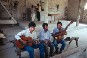 Men holding guitars (1248.05 Kb)